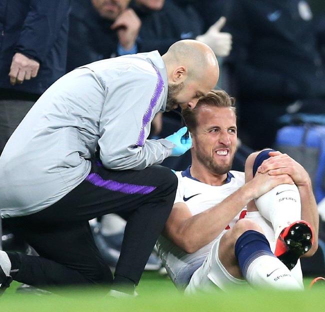 欧冠冲刺阶段再迎强敌，上海申花伤情更新，主帅态度：引发热议，医务组通报恢复的简单介绍