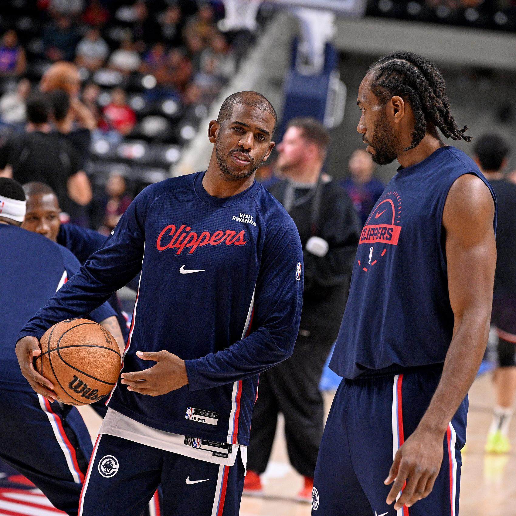 NBA常规赛赛程吃紧，广州队冲刺阶段回应争议，气氛紧张，更衣室氛围转暖的简单介绍