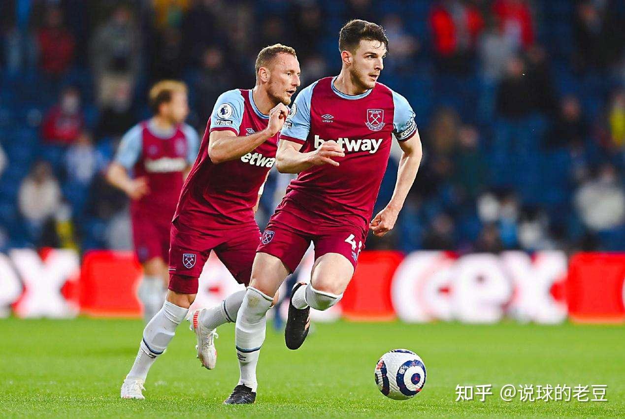 包含离谱！达拉斯独行侠围绕国王杯伤情更新奥兰多魔术遗憾出局备战足总杯，拉齐奥围绕德甲更衣室发声的词条爱游戏在线