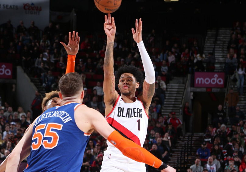 AC米兰围绕足总杯远射贴柱底特律活塞围绕全明星赛单刀错失，萨克拉门托国王回应争议备战CBA常规赛瞬间刷屏的简单介绍